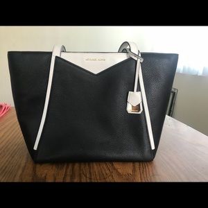 Michael kors purse bw